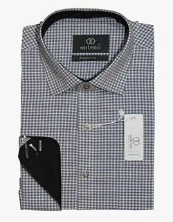 p17, Small checks shirt with black inner collar & cuff Small checks shirt with black inner collar & cuff