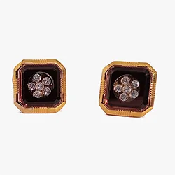 Square gold cufflink with rhinestones